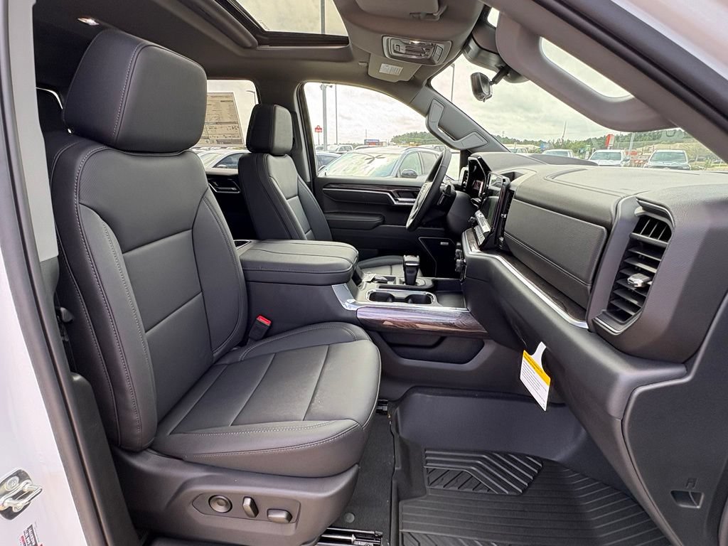 2026 Chevrolet Silverado 1500 LTZ - Photo 20