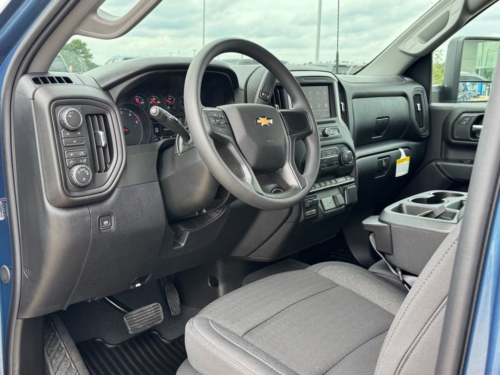 2026 Chevrolet Silverado 2500 HD Custom - Photo 10