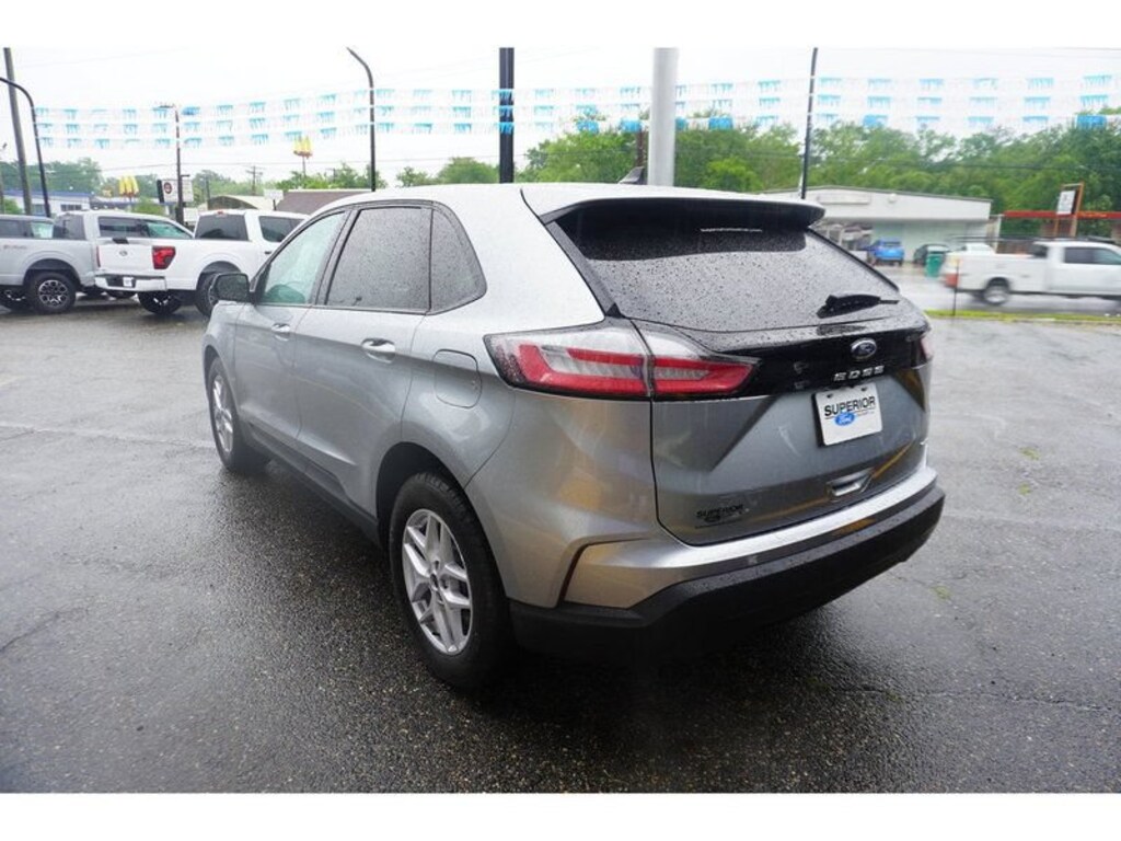 Used 2024 Ford Edge SE SUV
