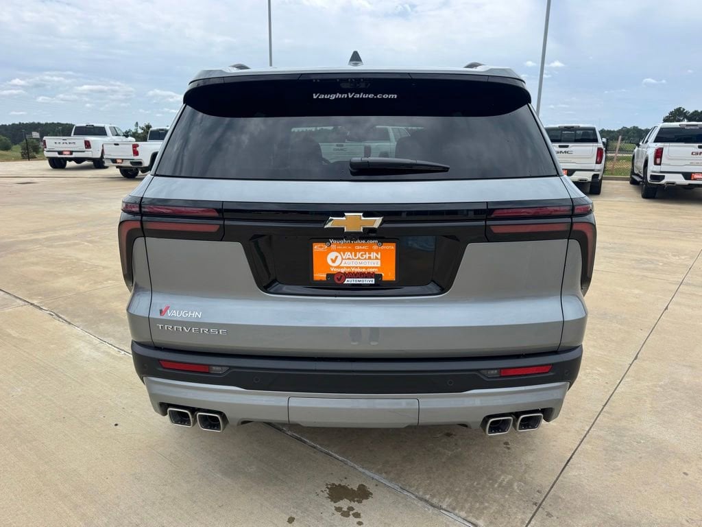 New 2026 Chevrolet Traverse LT SUV