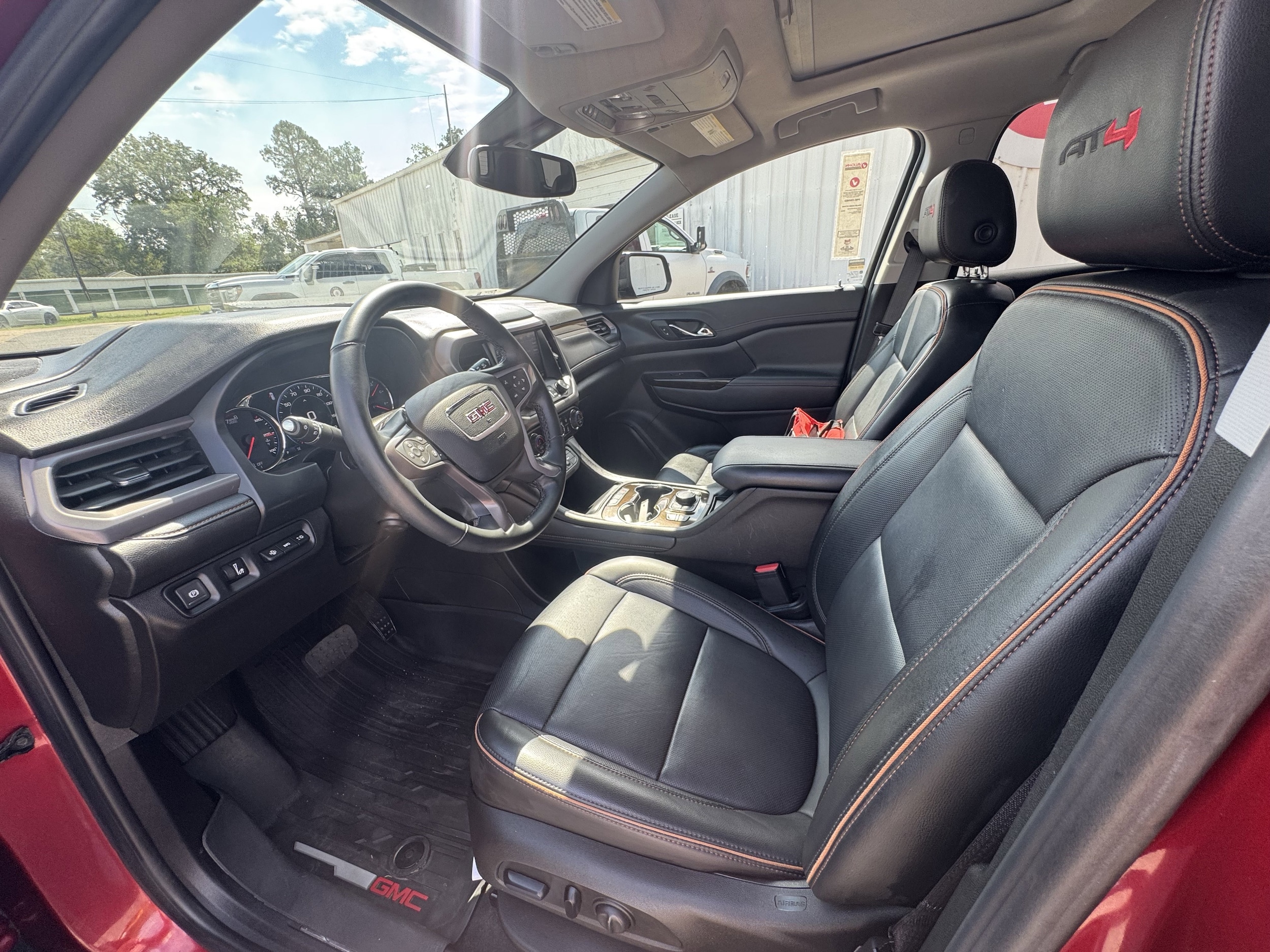 2023 GMC Acadia AT4 - Photo 10