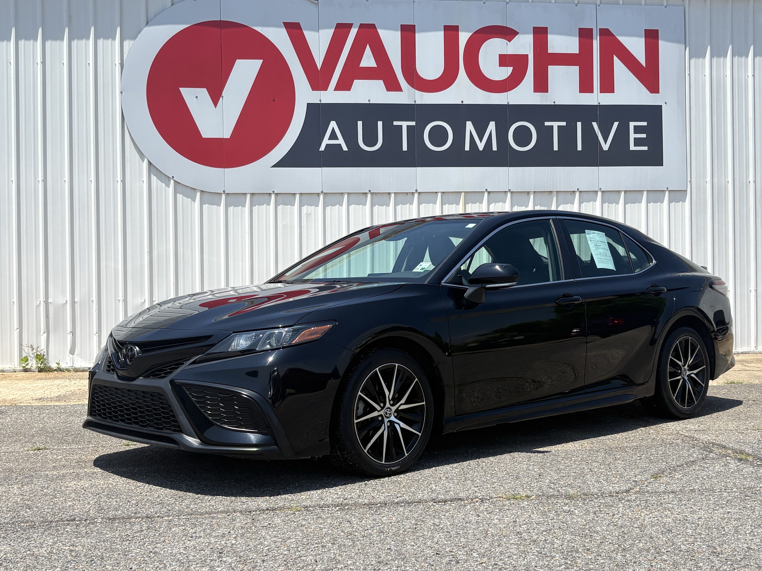 2023 Toyota Camry Sedan 