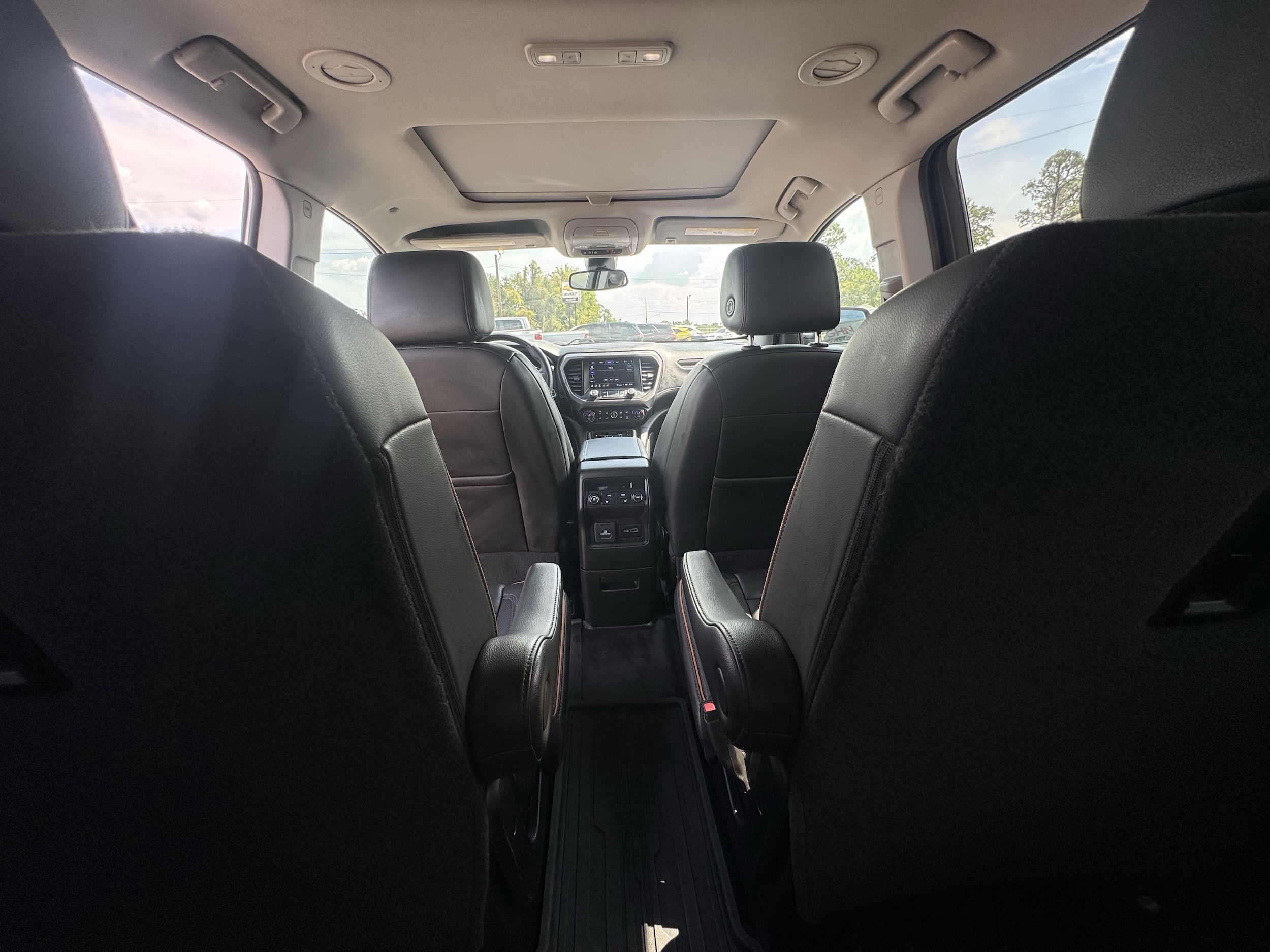 2023 GMC Acadia AT4 - Photo 19