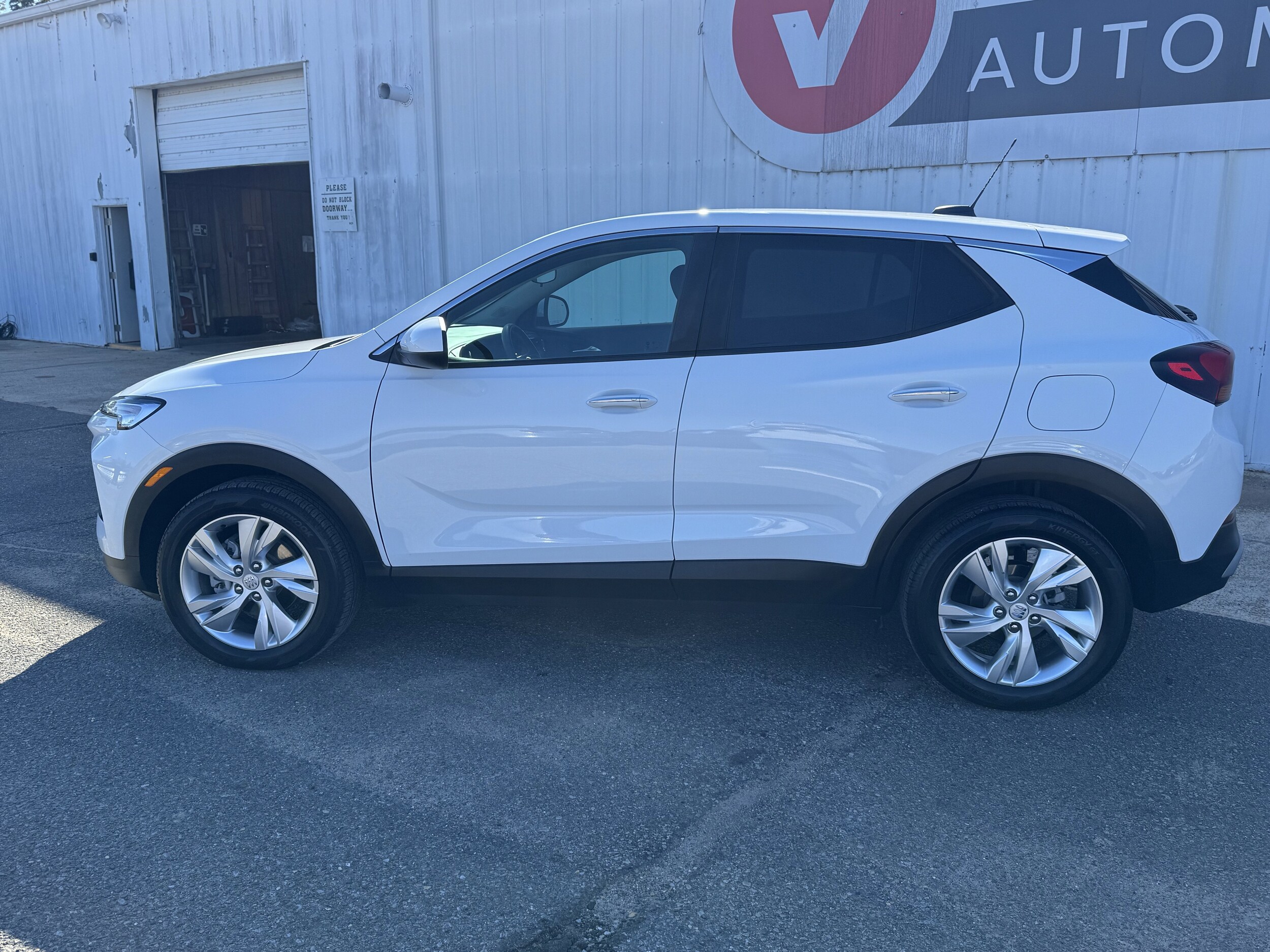 2025 Buick Encore GX Preferred photo 2