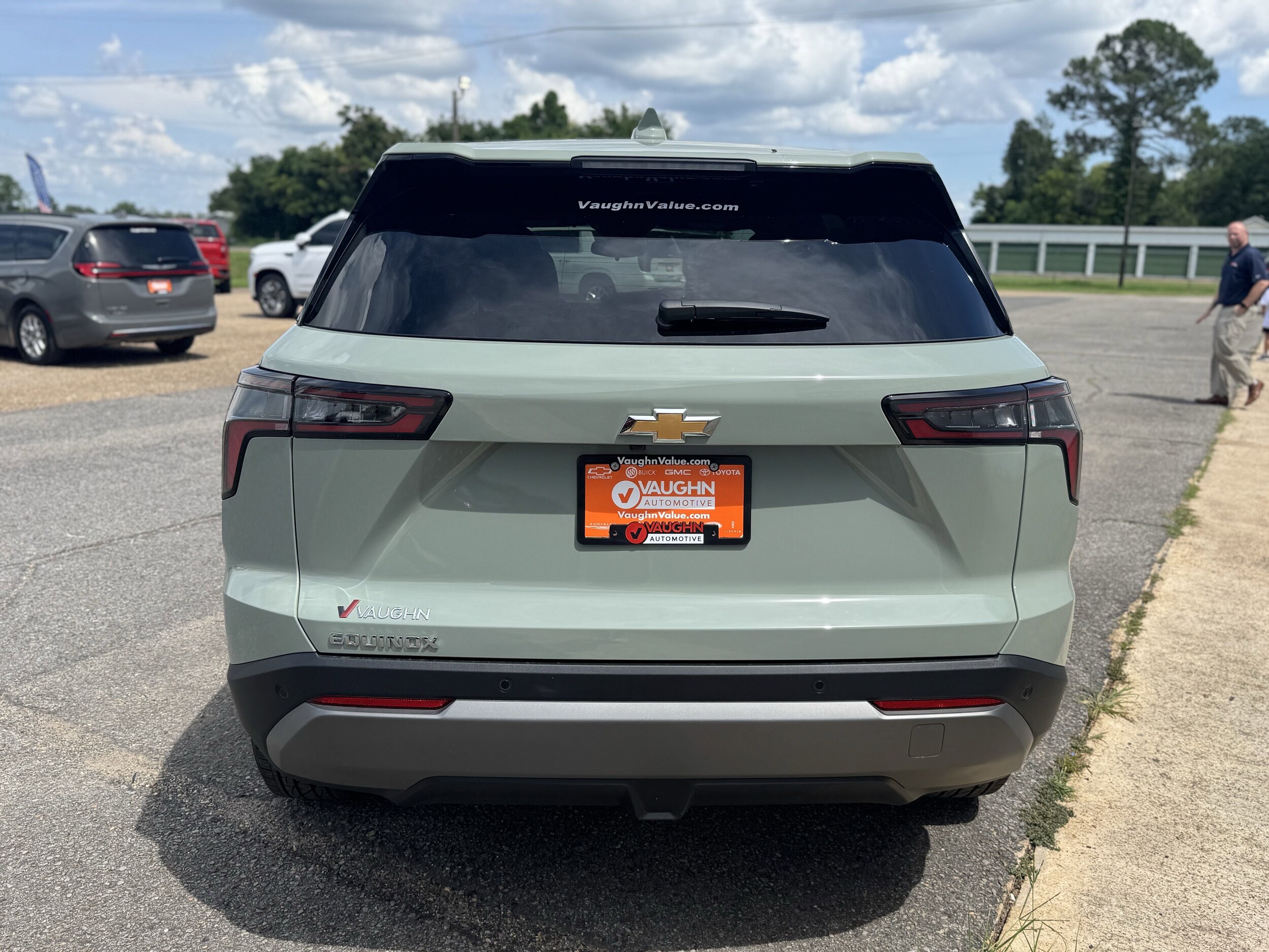2026 Chevrolet Equinox LT photo 4