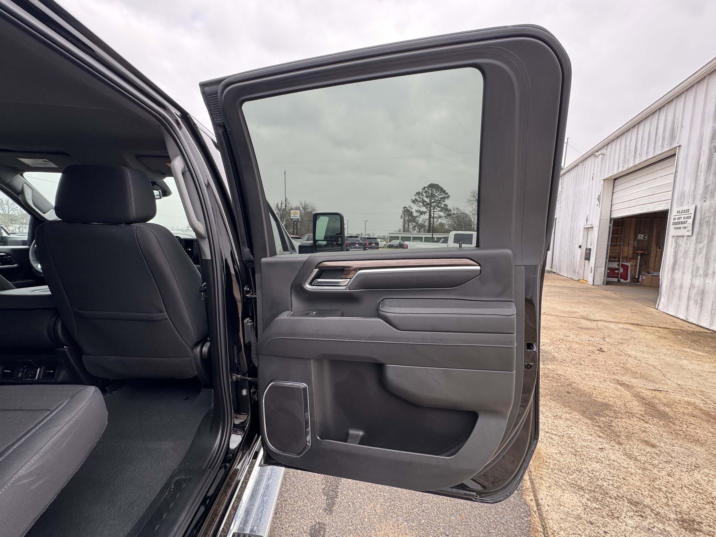 2025 Chevrolet Silverado 2500 HD LT - Photo 17