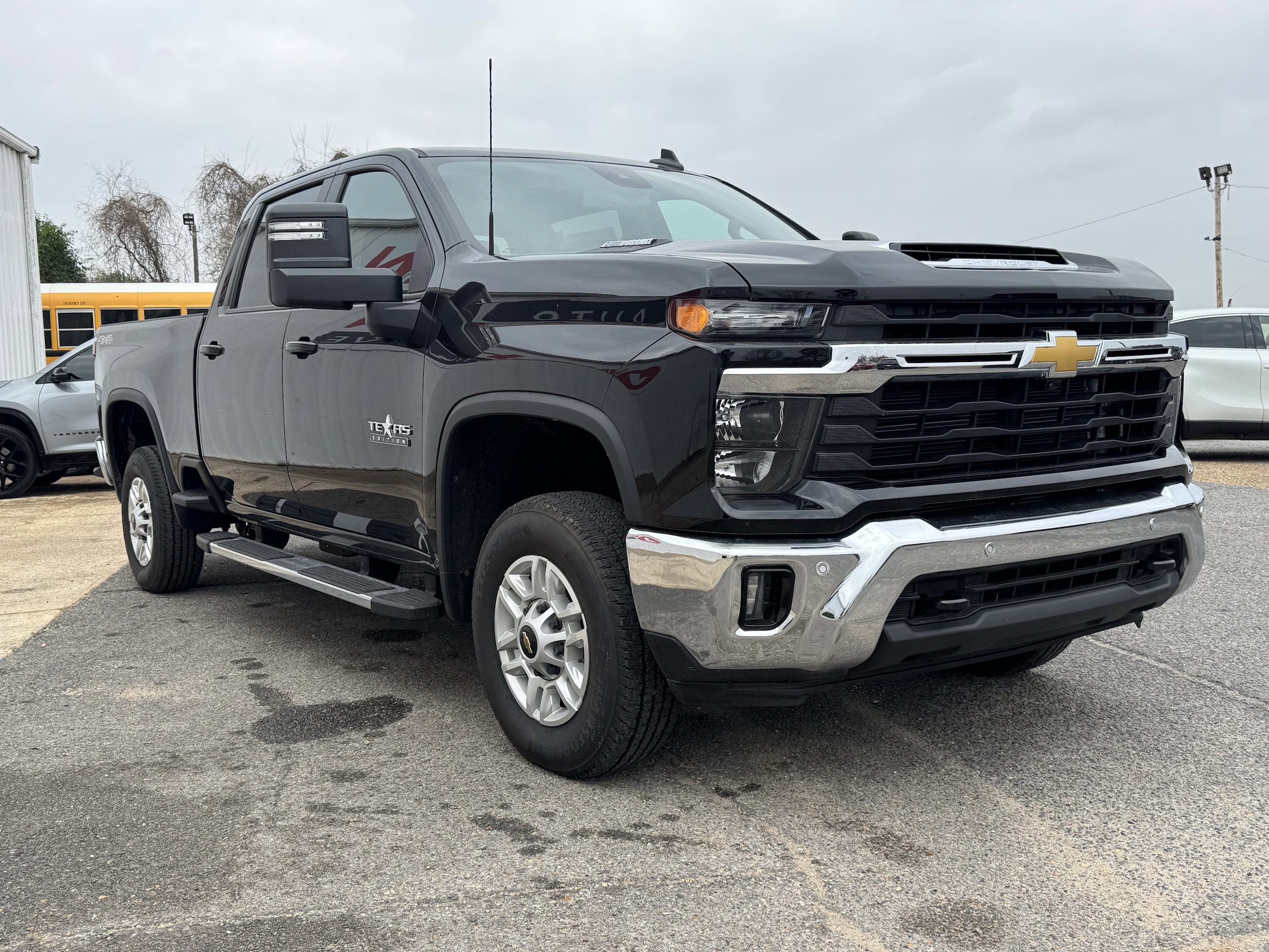 2025 Chevrolet Silverado 2500 HD LT - Photo 6