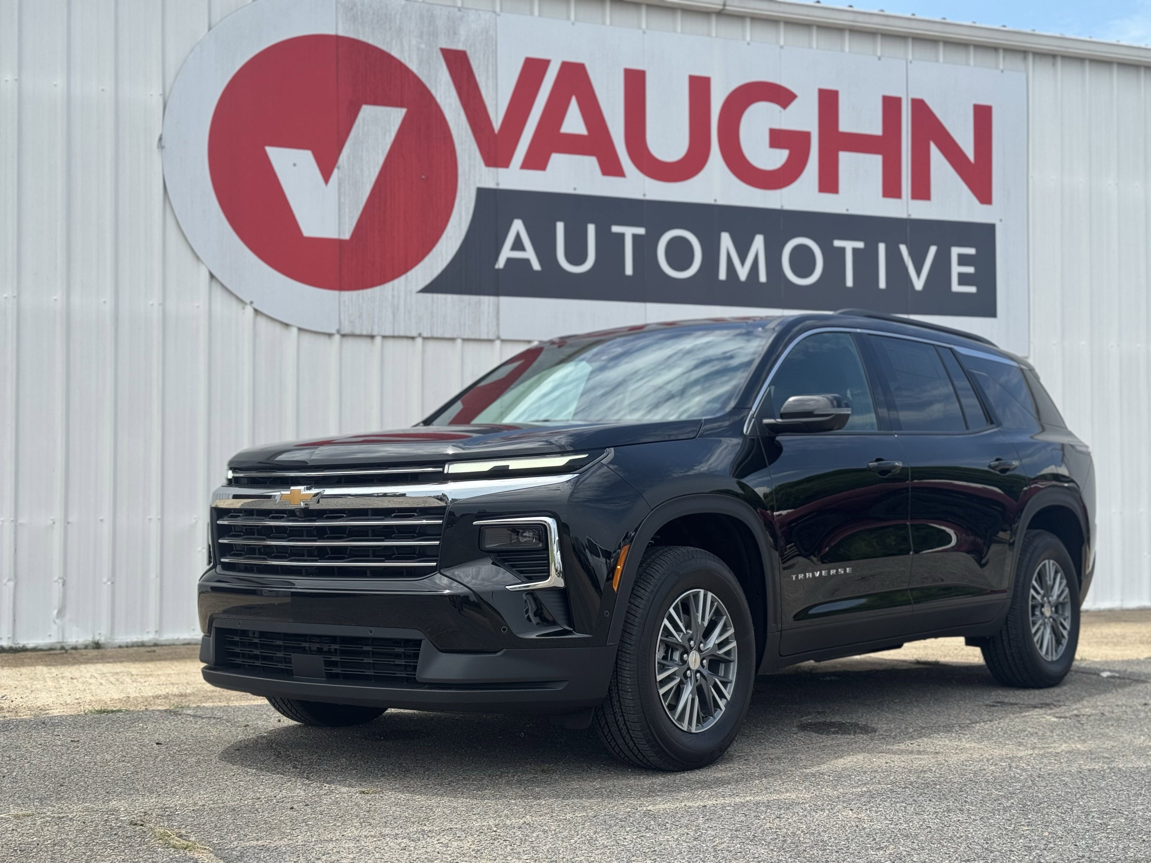 2025 Chevrolet Traverse LT SUV