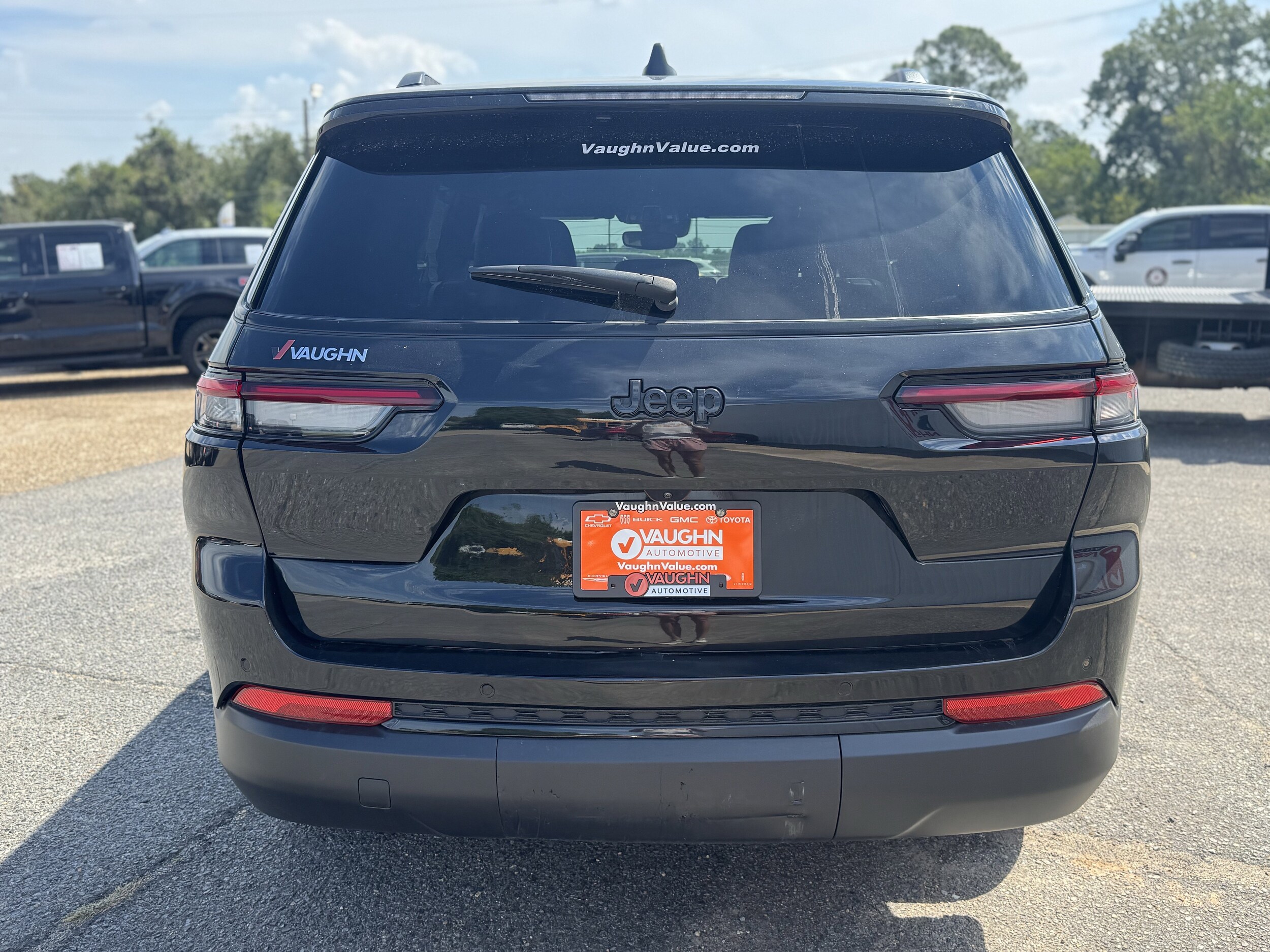 2024 Jeep Grand Cherokee L photo 4