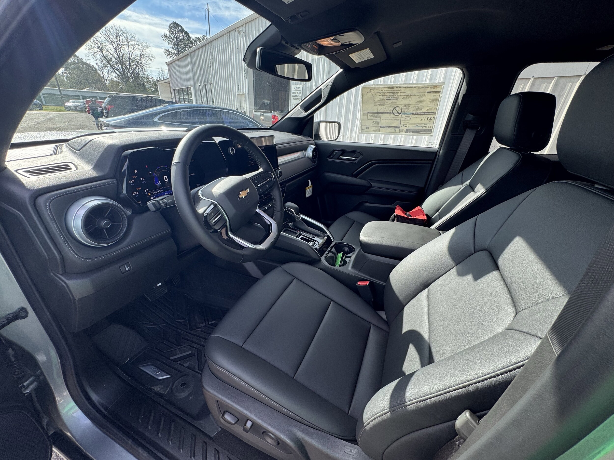 2026 Chevrolet Colorado LT - Photo 10