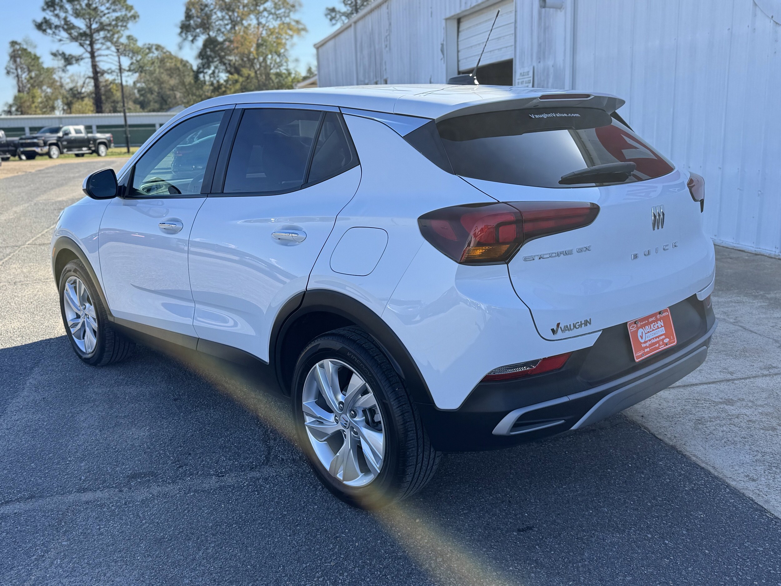 2025 Buick Encore GX Preferred photo 3