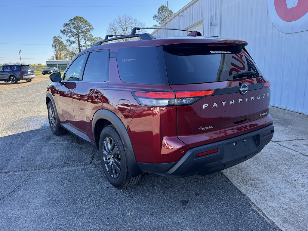 Used 2022 Nissan Pathfinder SV SUV