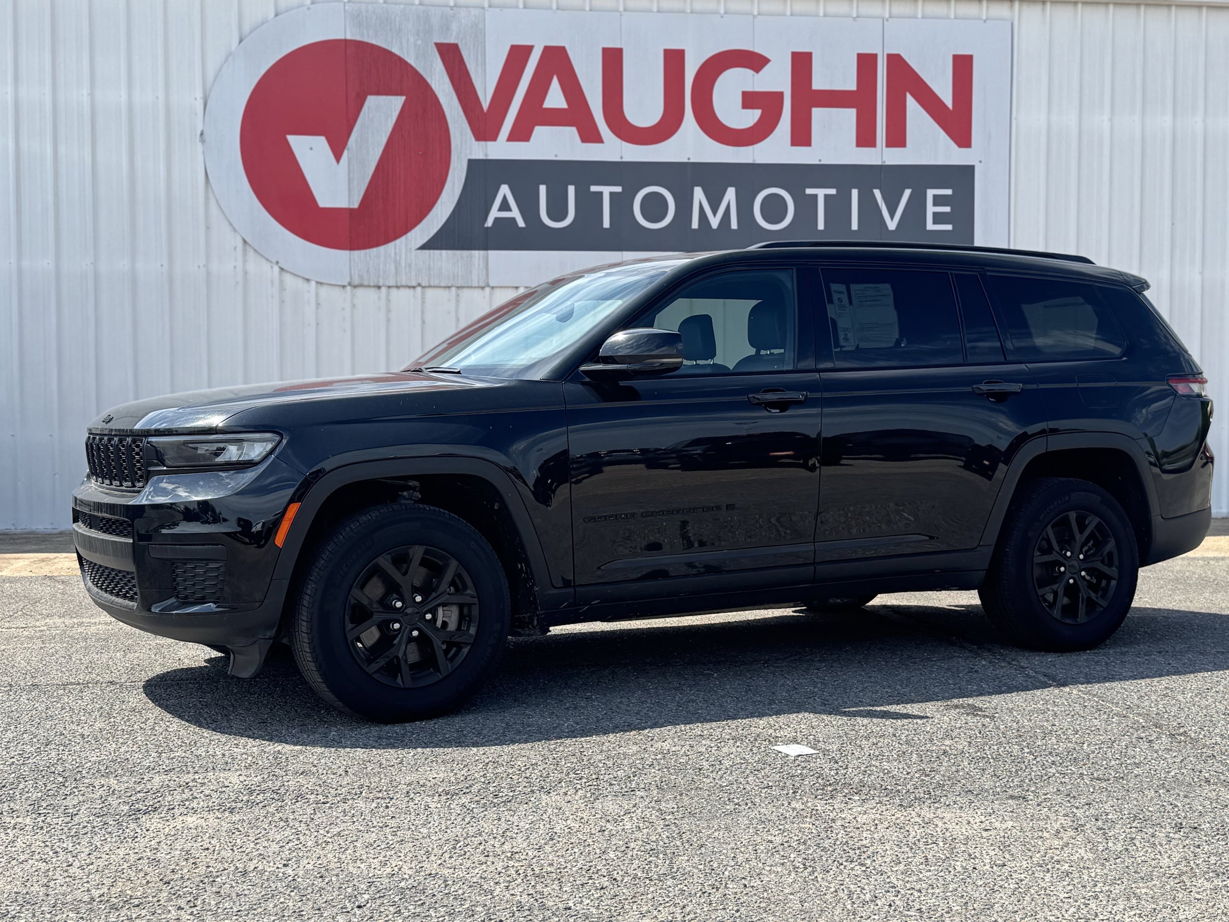 2024 Jeep Grand Cherokee L Altitude's photo