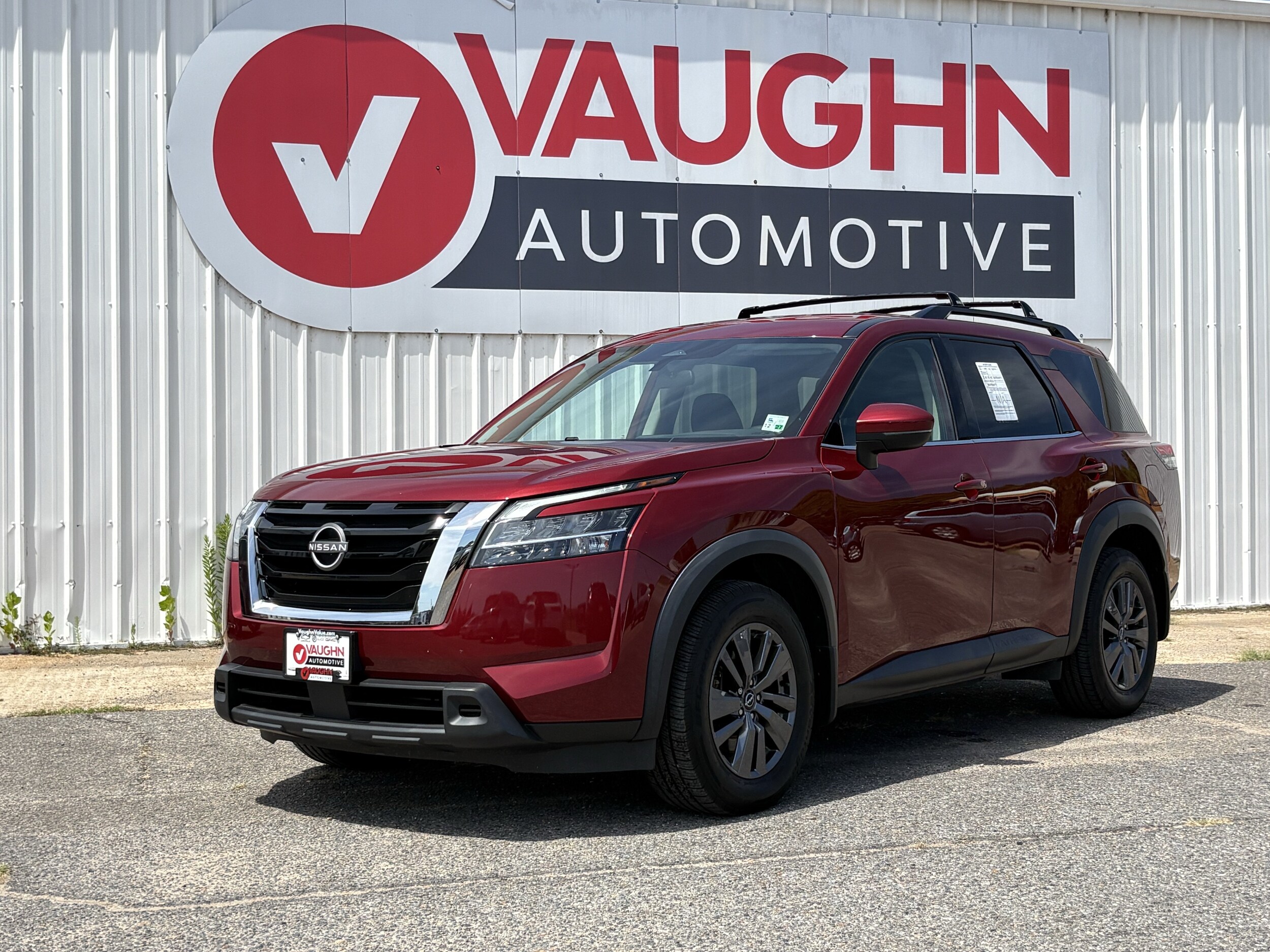 2022 Nissan Pathfinder SV