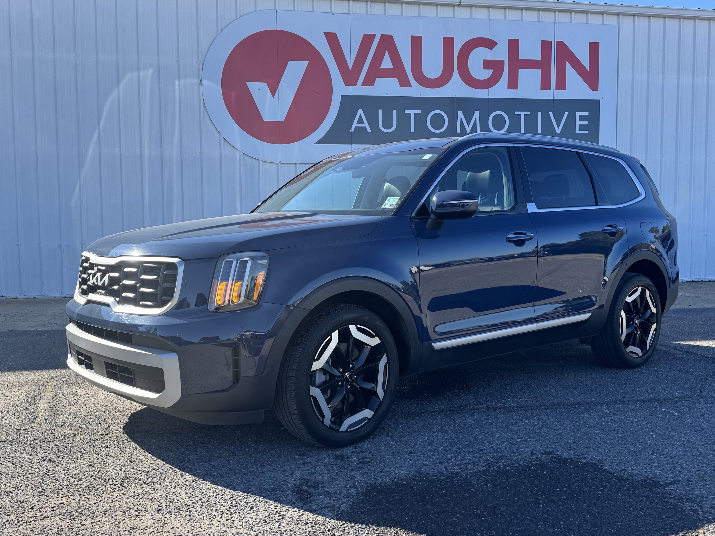 2024 Kia Telluride S's photo
