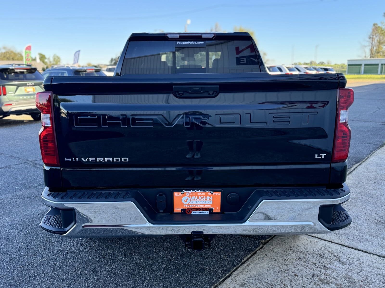 2024 Chevrolet Silverado 1500 LT photo 4