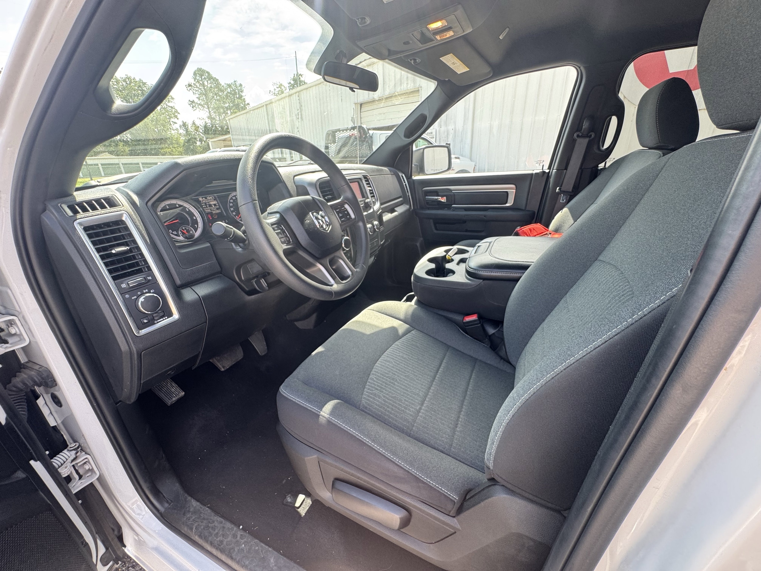 2024 RAM Ram 1500 Classic Warlock - Photo 10
