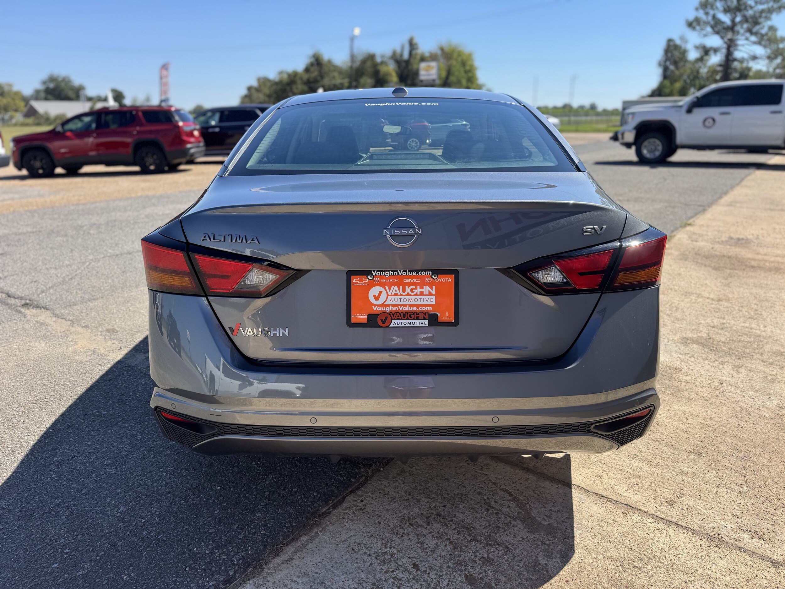 2024 Toyota Camry SE photo 4