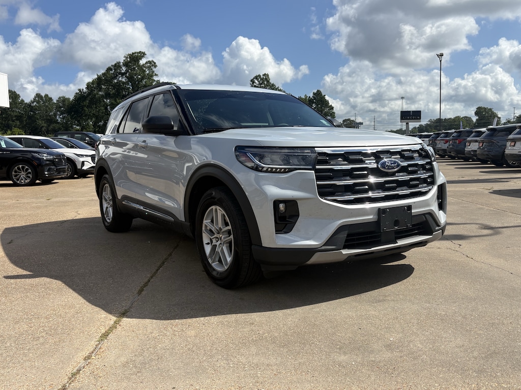 Used 2025 Ford Explorer Active SUV