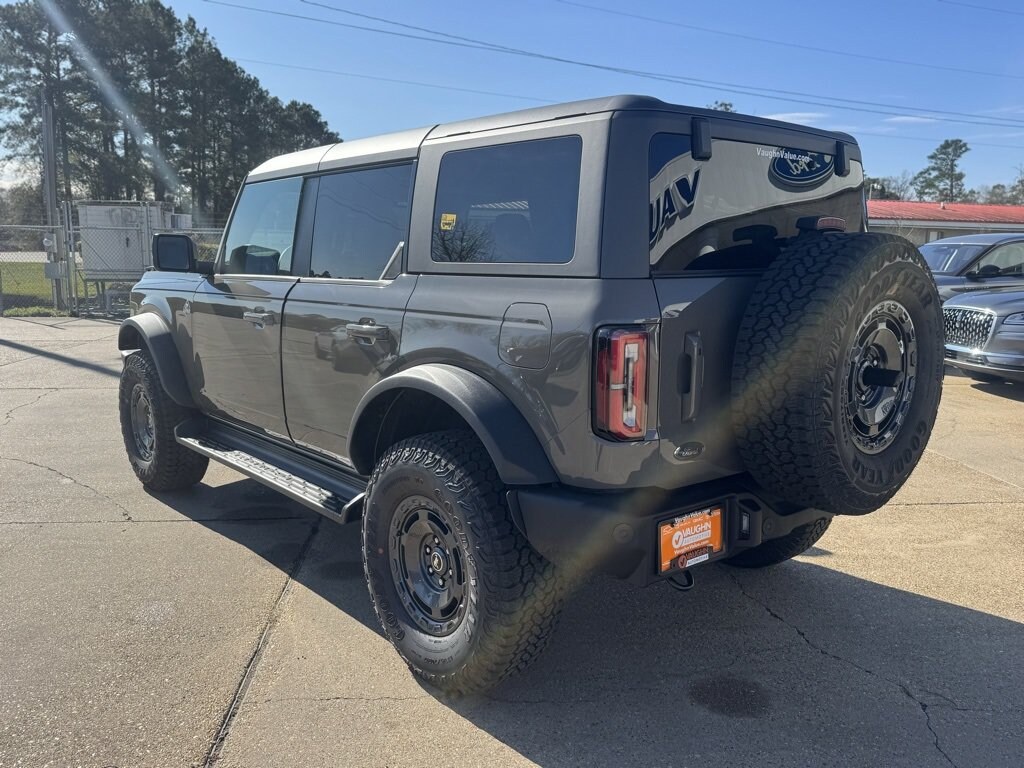 New 2025 Ford Bronco Outer Banks SUV