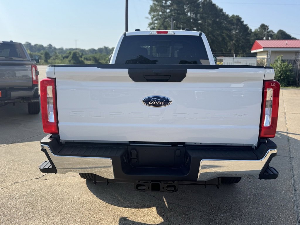 2026 Ford F-250 XL photo 4