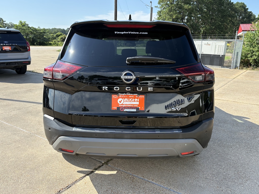 Used 2023 Nissan Rogue SV SUV