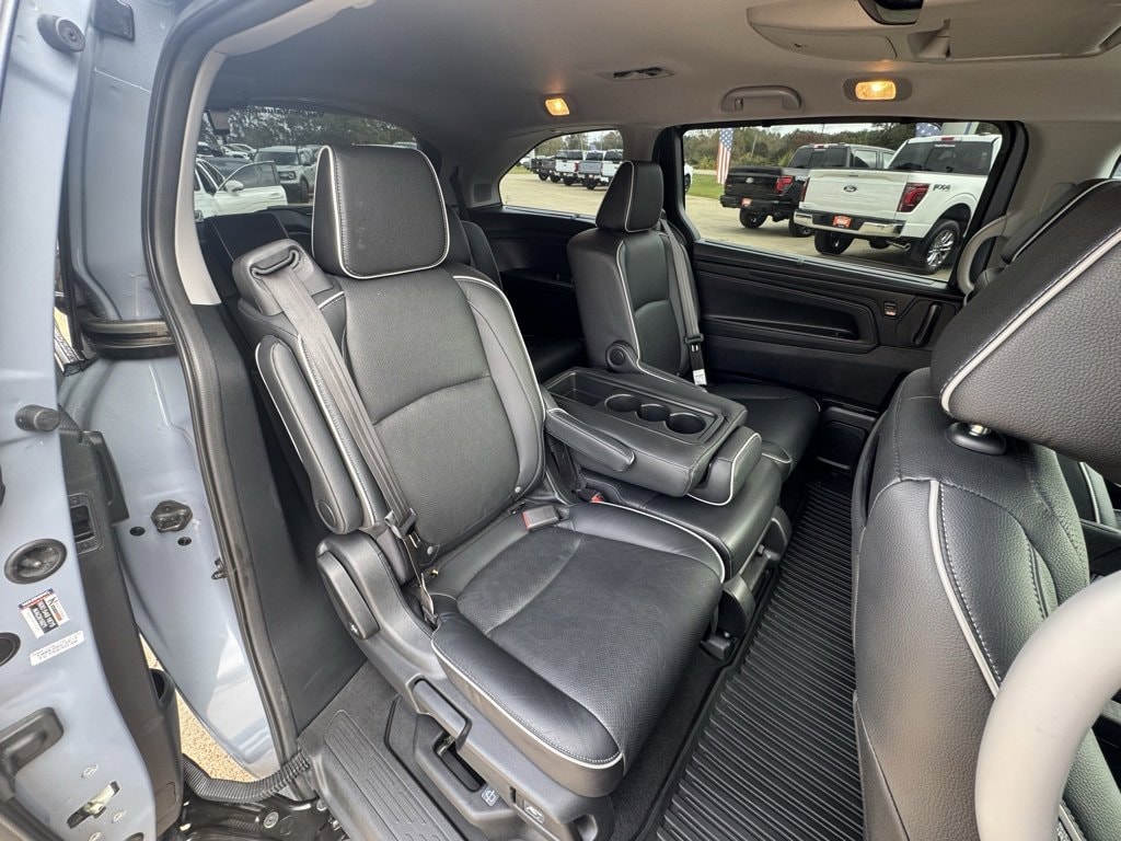 2023 Honda Odyssey Elite - Photo 22