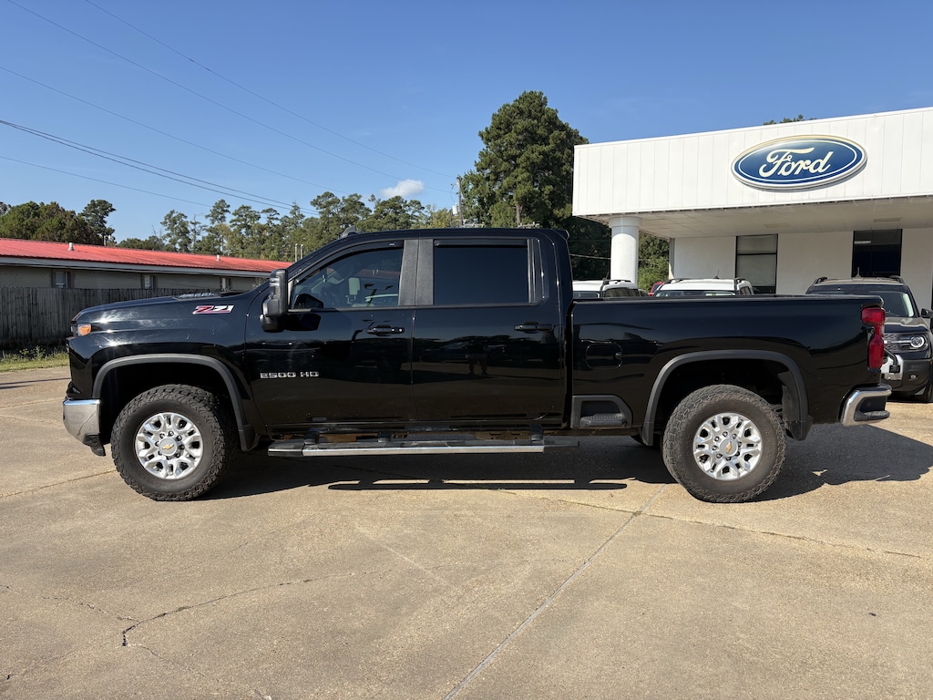 Used 2024 Chevrolet Silverado 2500 HD LT Truck Crew Cab