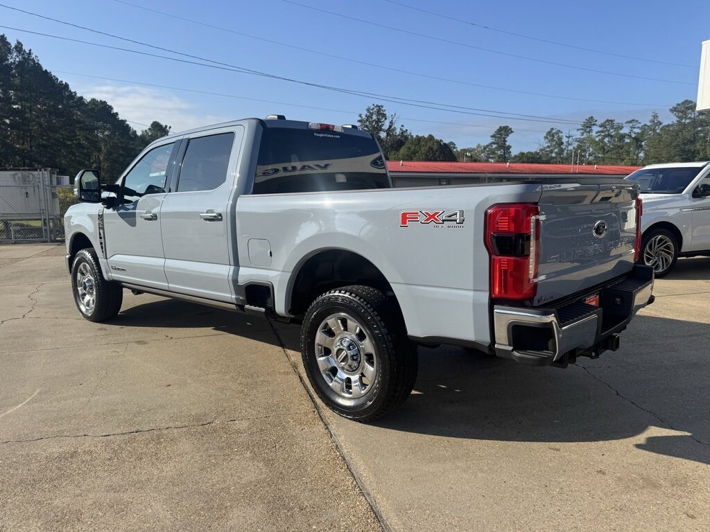 New 2026 Ford Super Duty F-250 SRW Lariat Truck Crew Cab