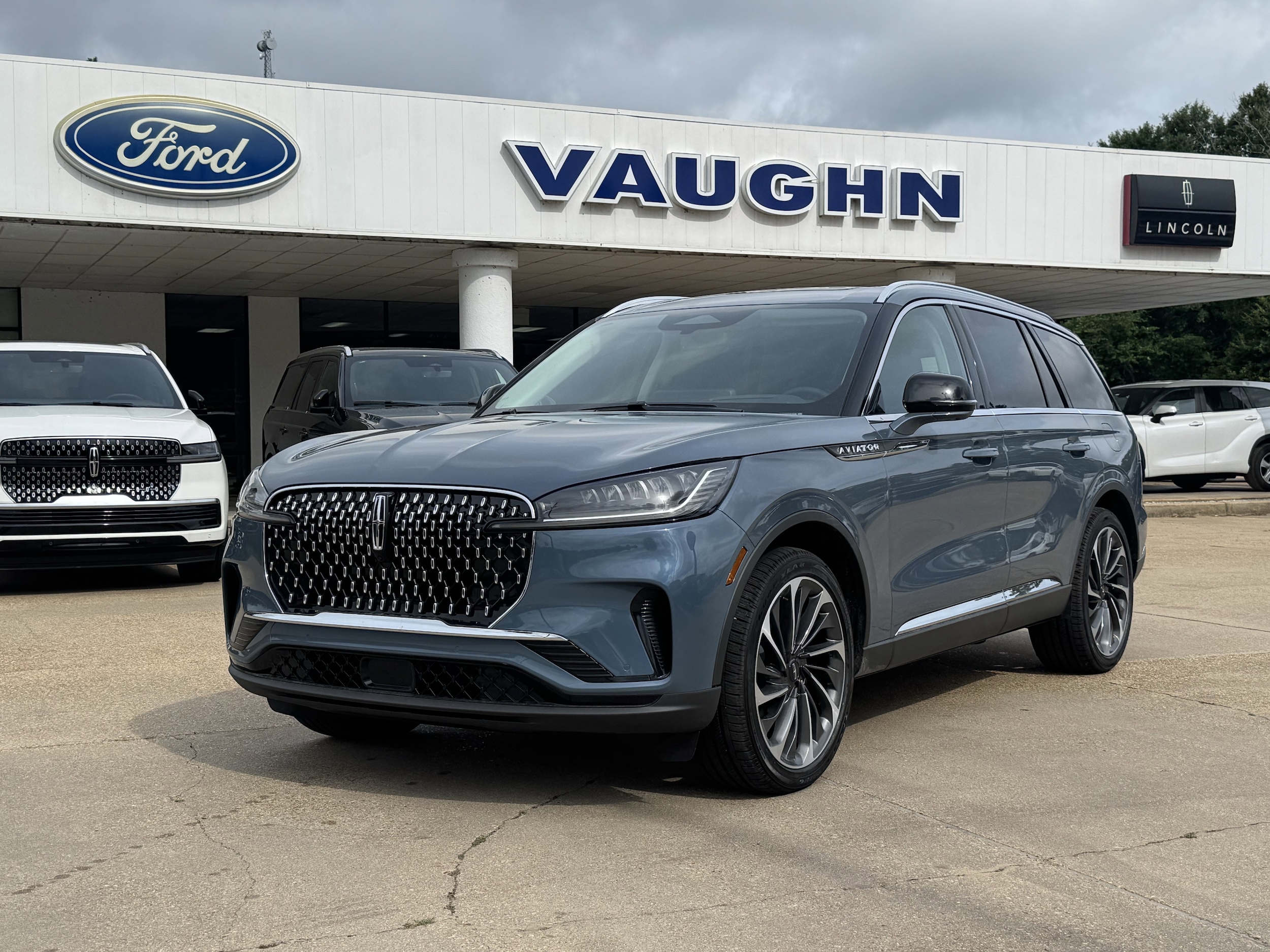 2026 Lincoln Aviator Reserve RWD's photo