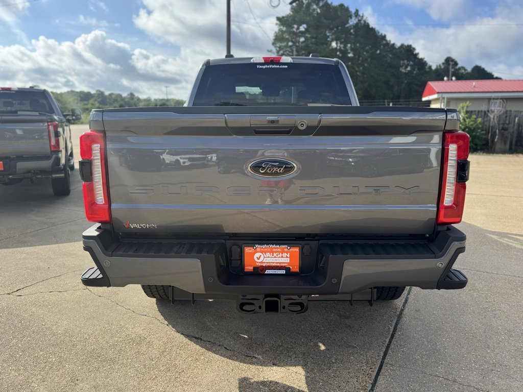 2026 Ford F-250 photo 4