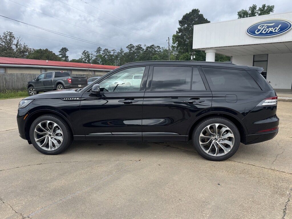 New 2026 Lincoln Aviator Premiere SUV