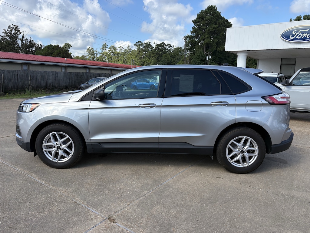 Used 2024 Ford Edge SE SUV