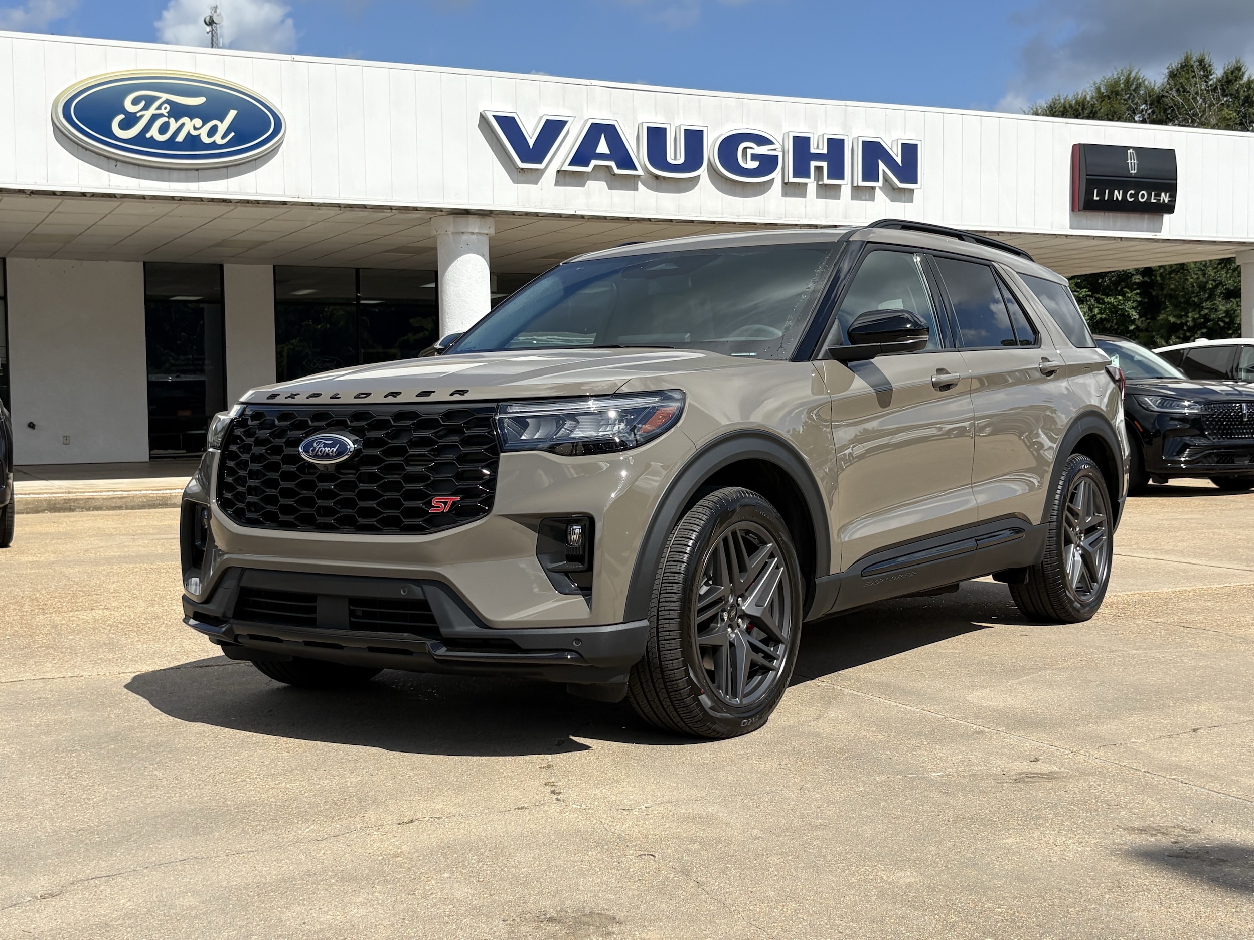 2026 Ford Explorer SUV 