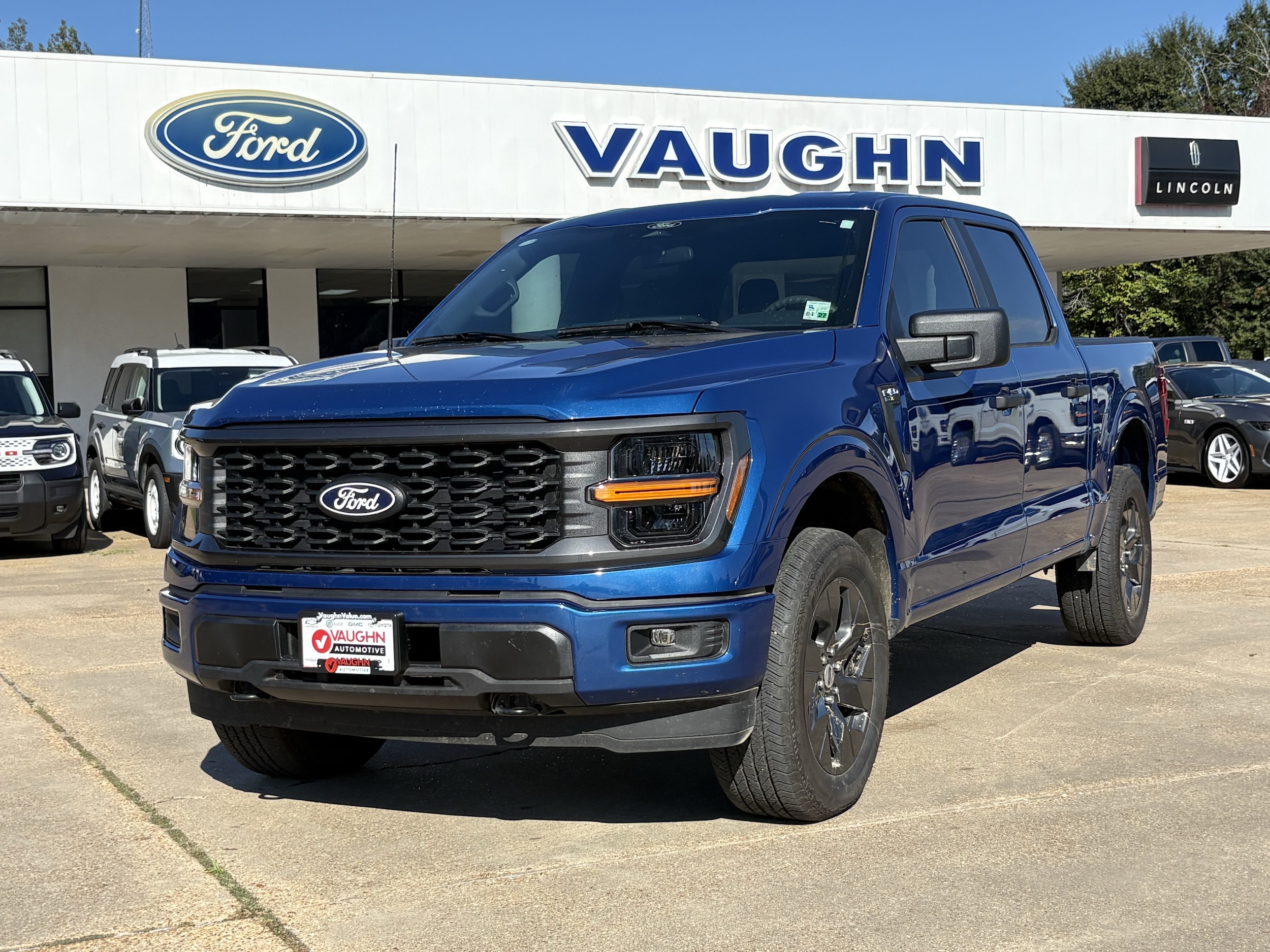 2025 Ford F-150 Truck SuperCrew Cab 