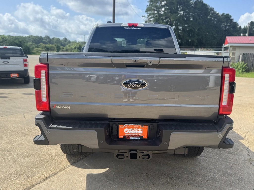 2025 Ford F-250 XLT photo 4