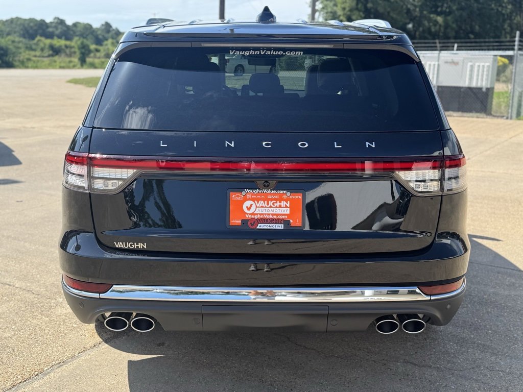 2025 Lincoln Aviator Reserve photo 4