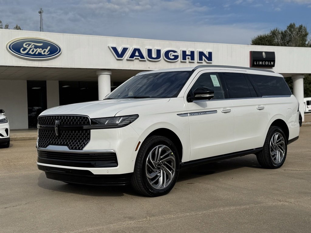 2025 Lincoln Navigator Reserve L's photo