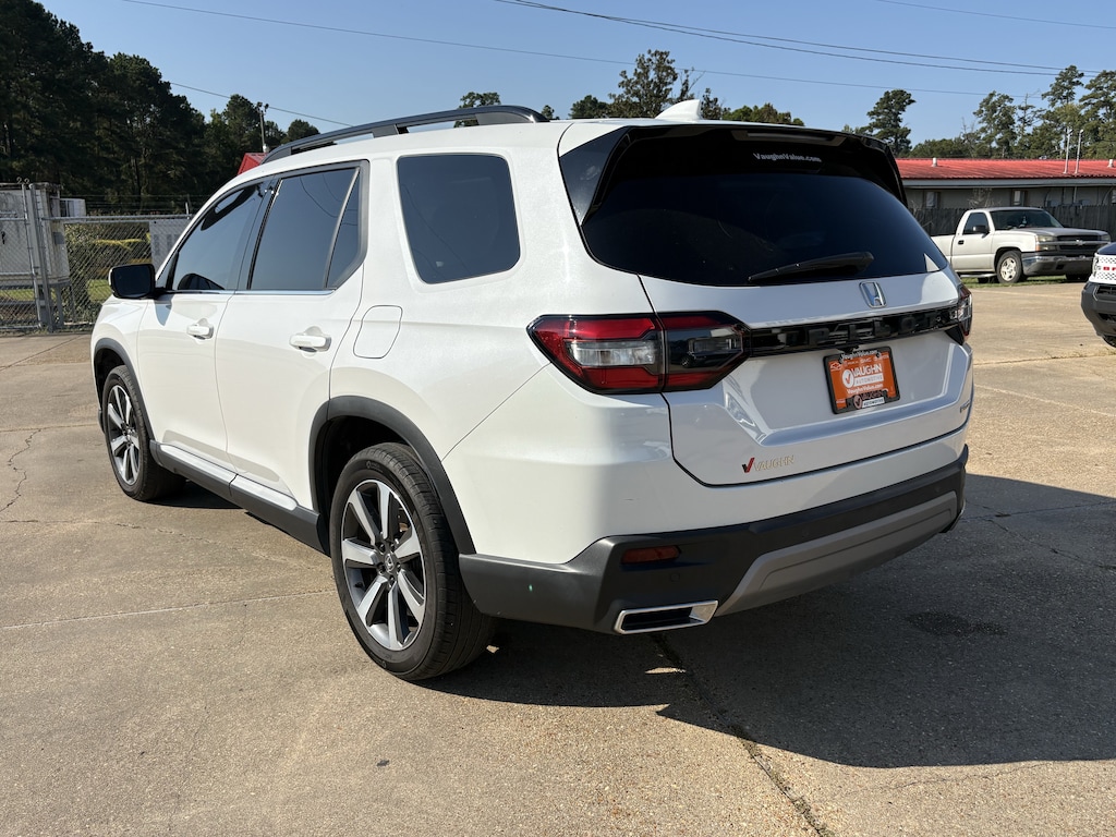 Used 2024 Honda Pilot Touring SUV