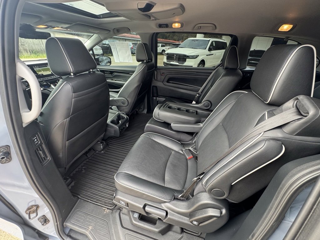 2023 Honda Odyssey Elite - Photo 17