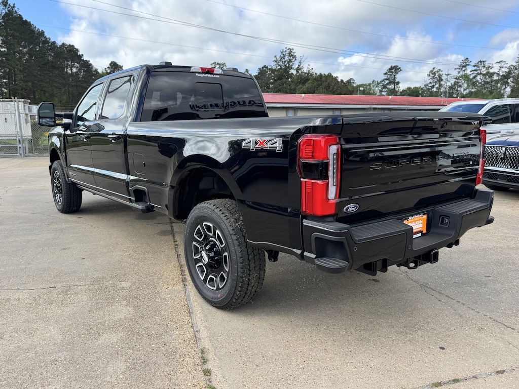 New 2026 Ford Super Duty F-350 SRW Platinum Truck Crew Cab