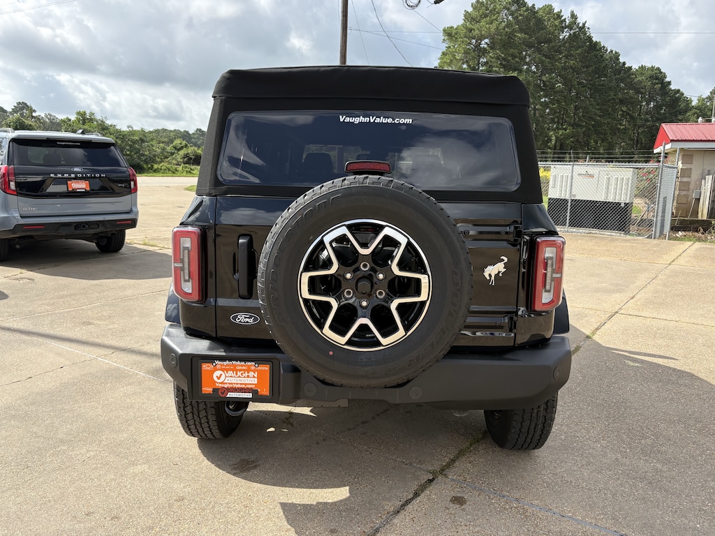 New 2026 Ford Bronco Outer Banks SUV