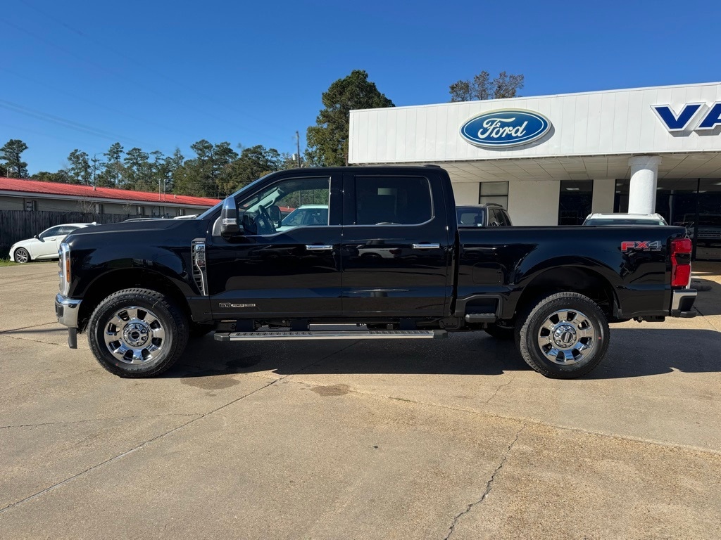 New 2026 Ford F-250SD F-250 Lariat Truck Crew Cab
