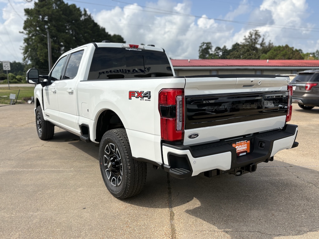 New 2026 Ford Super Duty F-250 SRW Platinum Truck Crew Cab