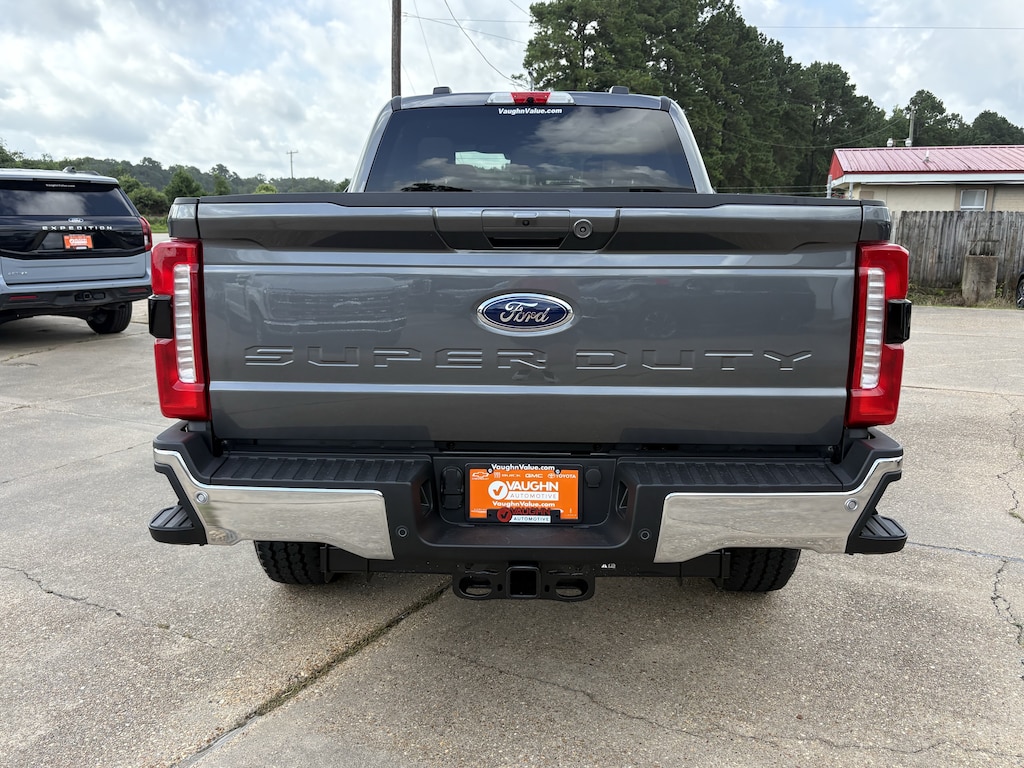 New 2026 Ford Super Duty F-250 SRW Lariat Truck Crew Cab
