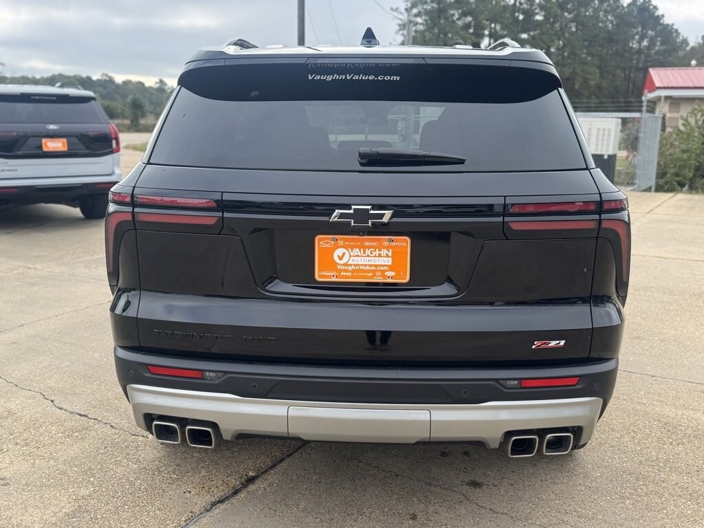 Used 2024 Chevrolet Traverse Z71 SUV