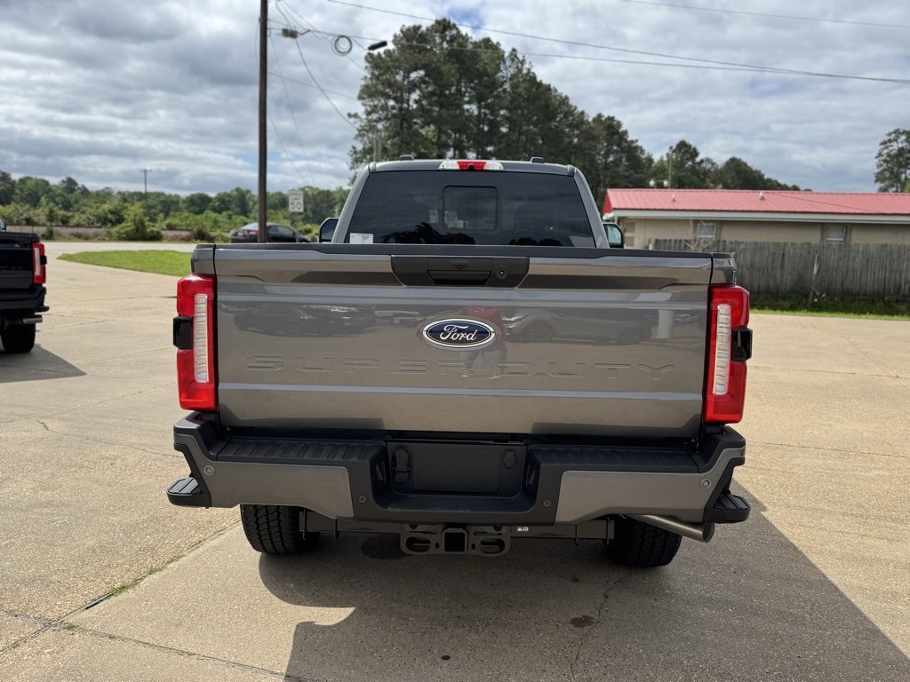 2025 Ford F-350 XL photo 4