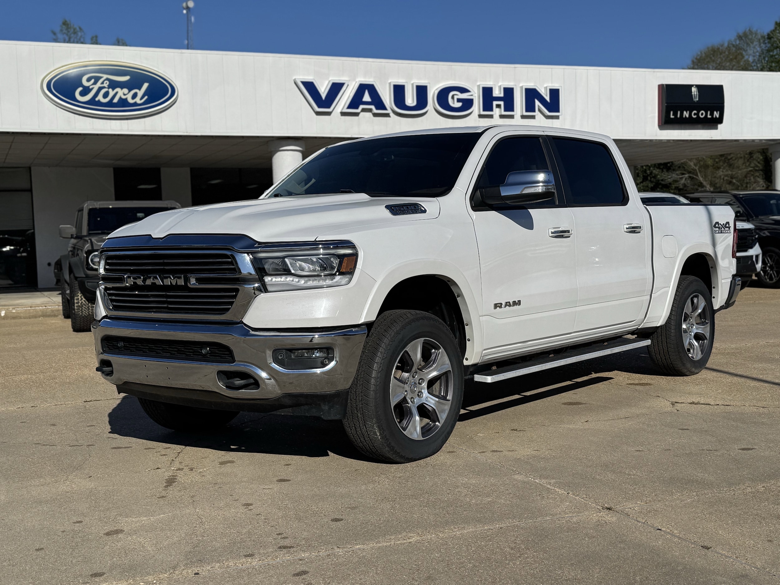 2019 Ram 1500 Truck Crew Cab 