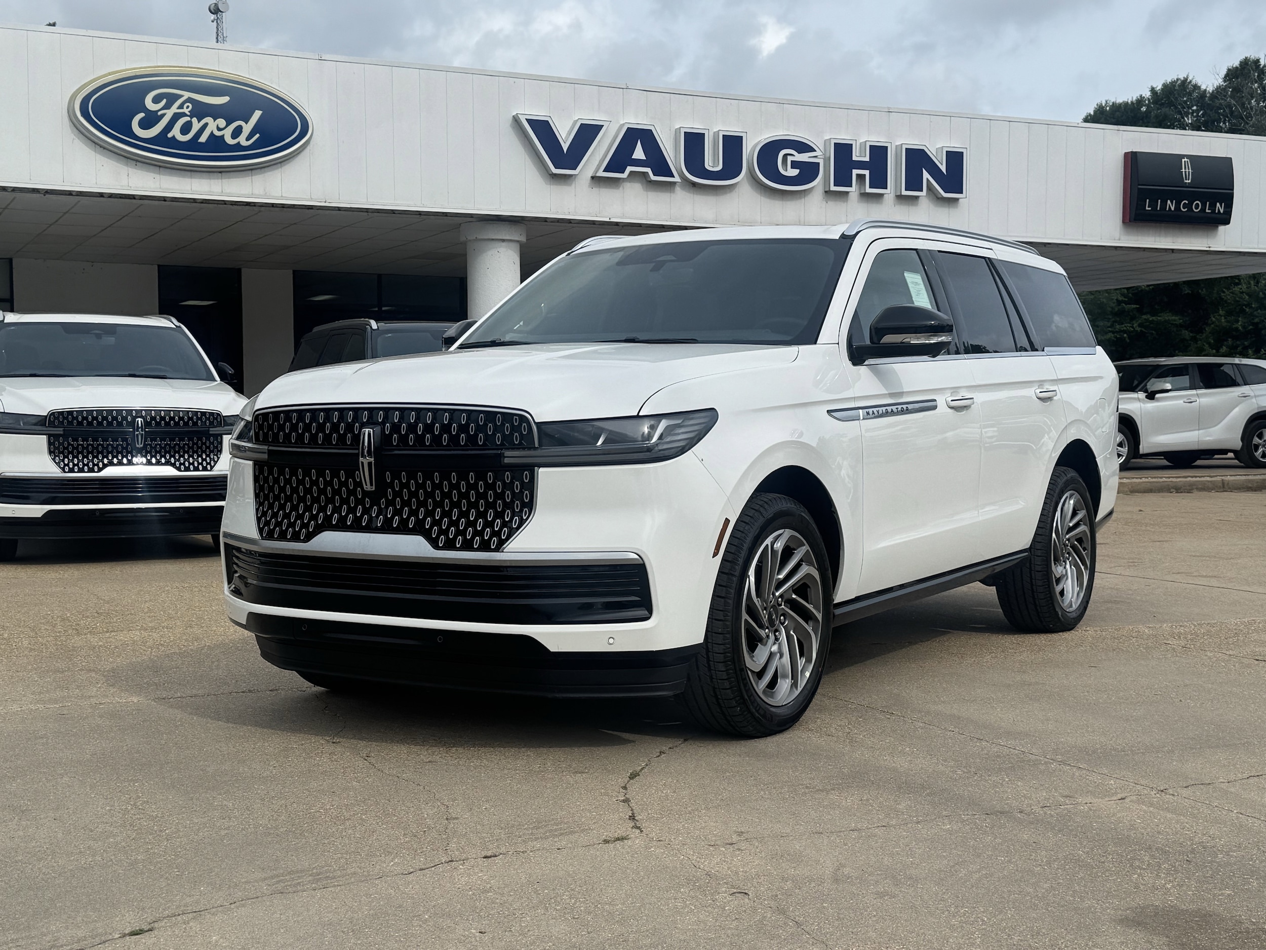 2026 Lincoln Navigator Reserve 4WD's photo