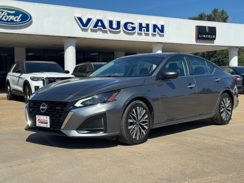 2024 Nissan Altima SV